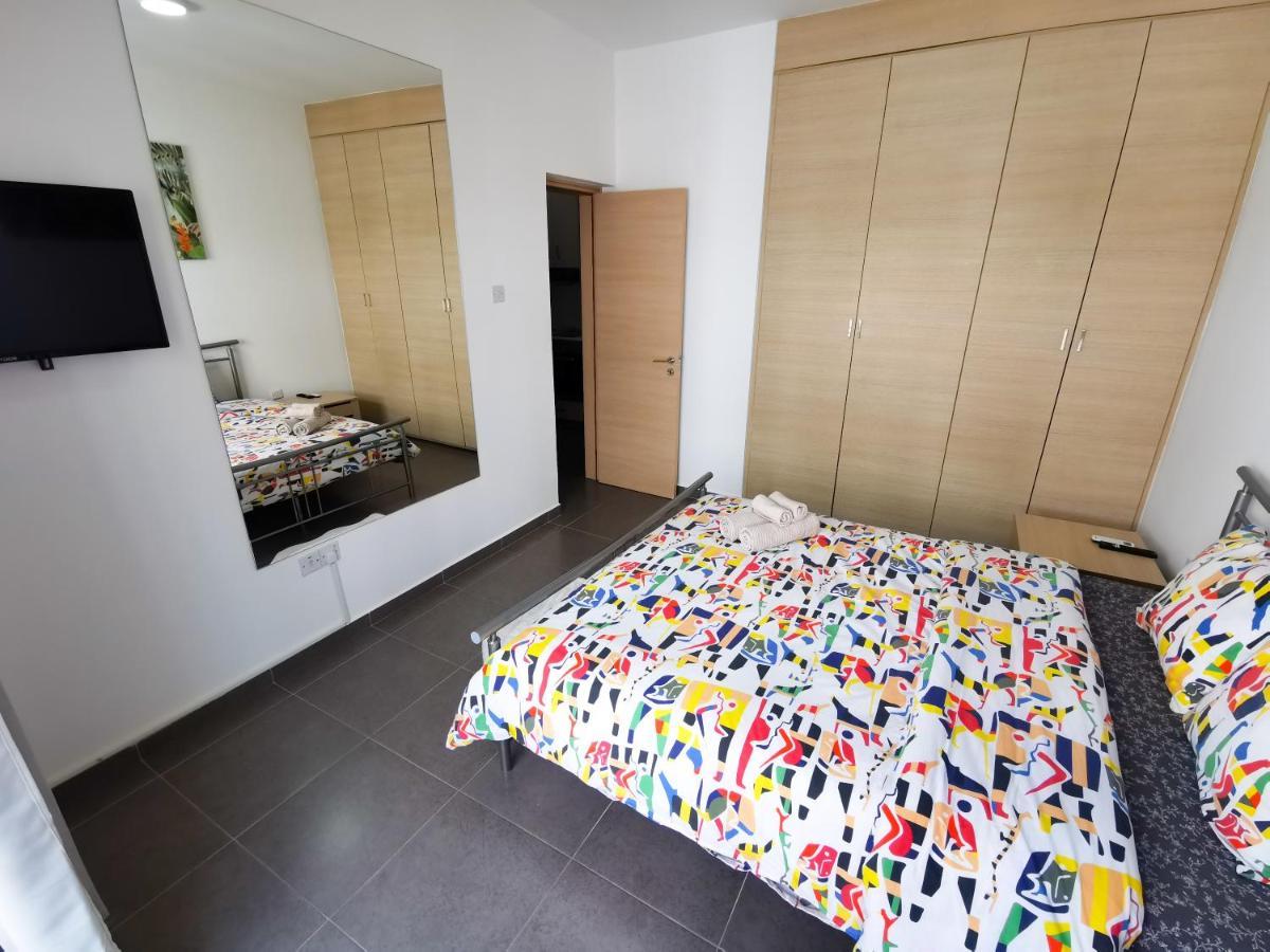 Beachy Keen City Apartment Ларнака Екстер'єр фото