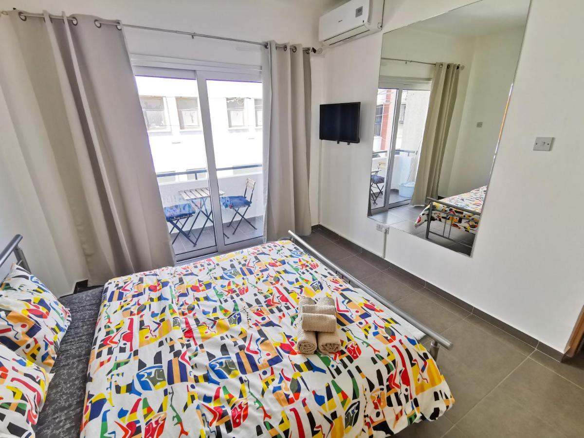 Beachy Keen City Apartment Ларнака Екстер'єр фото