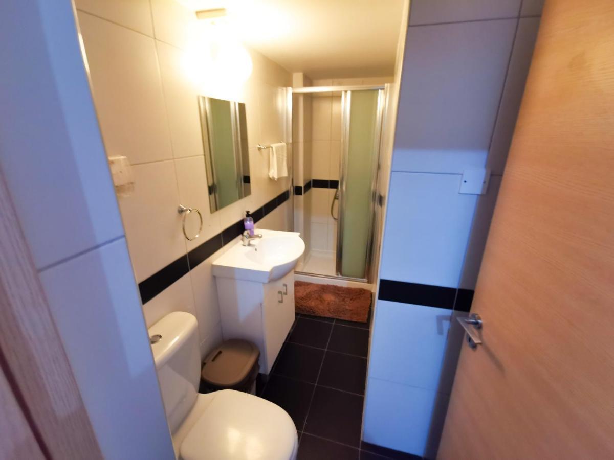 Beachy Keen City Apartment Ларнака Екстер'єр фото